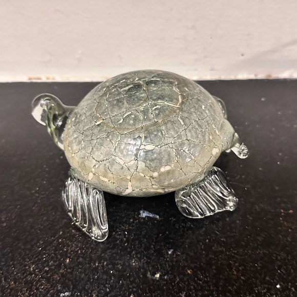 Glass Turtle Figurine - Picture 1 of 5